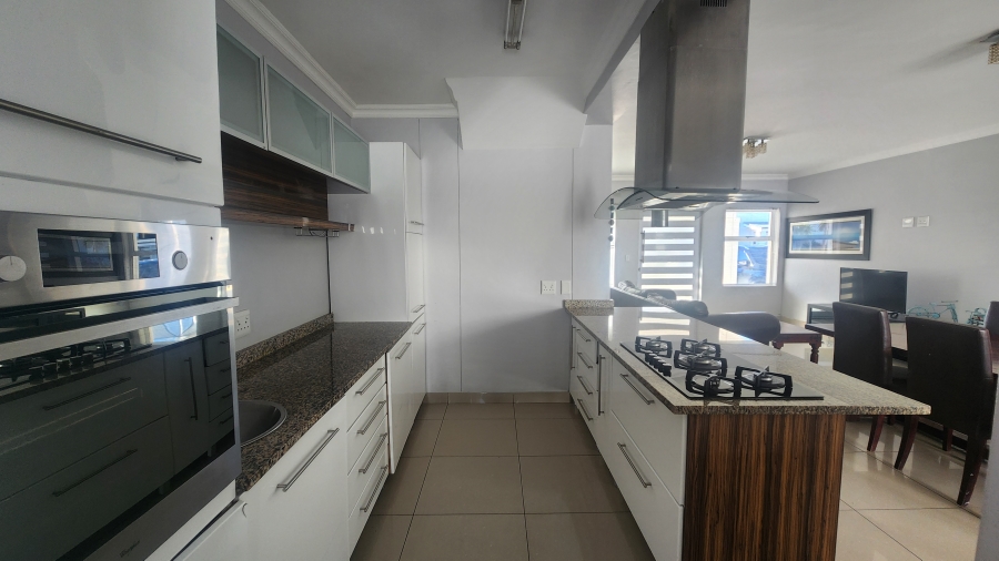 4 Bedroom Property for Sale in Westcliff Western Cape
